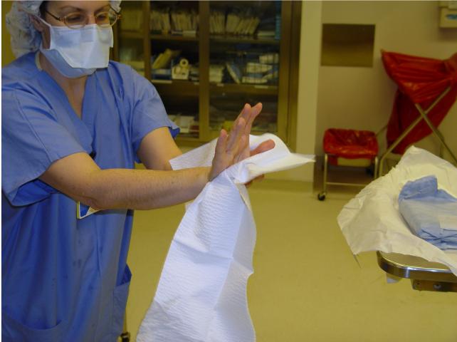 Drying Hands in the Operating Room